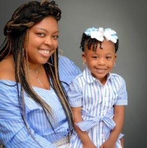 Meet your Posher, Cassandra